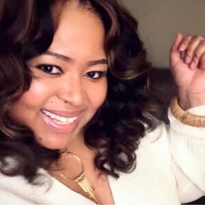 Meet your Posher, Sierra